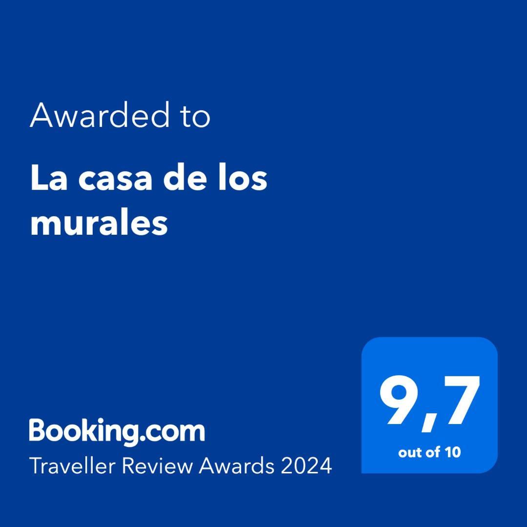 La Casa De Los Murales 阿韦利亚内达 外观 照片